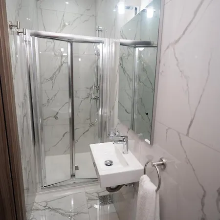Spacious With Comfort & Terrace Apartment