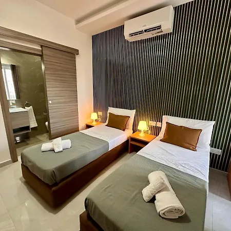 Spacious With Comfort & Terrace *