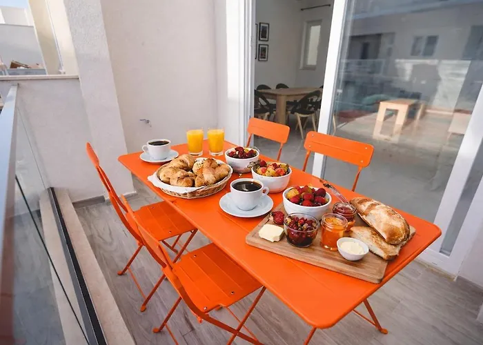 Daire Spacious With Comfort & Terrace